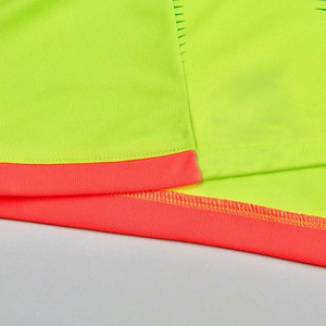 Bajo MOQ Nueva llegada Diseño personalizado Cuello en V Camiseta de fútbol OEM Servicio de manga corta Camiseta de fútbol para la venta en línea - Product Image 5