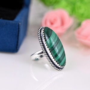 Joyería de piedras preciosas de malaquita para mujer, anillo de estilo bohemio de plata, joyería de plata de ley 925, anillo hecho a mano de tendencia, Regalo para mamá - Product Image 3