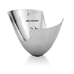 Nueva forma atractiva exterior blanco e Interior oro Metal latón tazón de comida último diseño Mesa decorativa cuencos para servir a la venta - Product Image 3