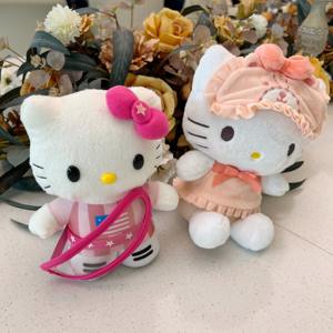 Peluche Halo Kitty en combinaison <span class=keywords><strong>de</strong></span> <span class=keywords><strong>ski</strong></span> rose, couverture réconfortante pour filles, 100% polyester - Product Image 6