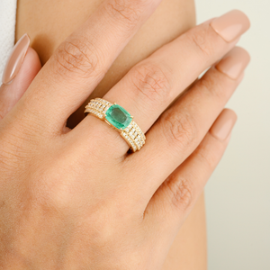 แหวนหมั้นเพชรธรรมชาติสีมรกตและสีเหลืองทอง14K ดีไซน์ใหม่คลาสสิกคุณภาพสูง - Product Image 2