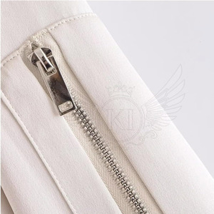 2024 Casual moda bombardero chaqueta de satén moda liso invierno bombardero chaqueta de satén para adultos - Product Image 6