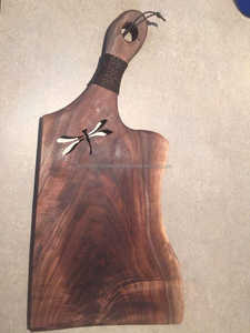 Tabla de Cortar KALATRI de Madera de Acacia Hecha a Mano, Ecológica, con Mango de Fácil Agarre, Apta para Lavavajillas, Rectangular, para Queso - Product Image 3