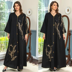 Vestido Abaya de Manga Larga de Poliéster Transpirable con Bordado Floral de Talla Grande para Mujer Musulmana 2024 - Elegante, Casual y Holgado de Lujo - Product Image 2
