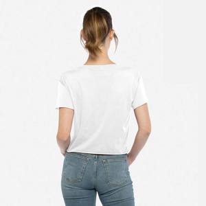 Crop top idéal pour femmes de Next Level, vente en gros de crop top pour femmes, compression athlétique, manches courtes, blanc, marque privée, crop top pour femmes - Product Image 2