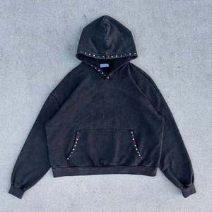 Custom 340gsm Heavyweight Pullover Fleeced Hoodie para los hombres de punto bordado de tela sólida Patrón ODM - Product Image 1