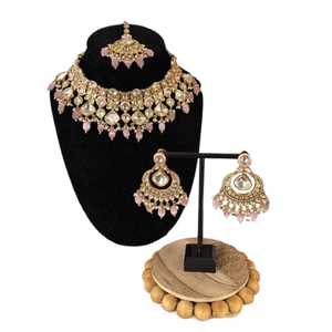 OEM Service <b>Indian</b> Pakistani Style Wedding Matha Patti with Earrings Women's Jhumki Earrings Jewelry Wholesalers From Pakistan - Product Image 1
