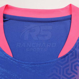 ชุดฟุตบอลคุณภาพสูงสั่งทำพิเศษ แห้งเร็ว ระบายอากาศได้ดี - Product Image 5