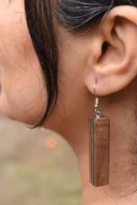 Pendientes Elegantes de Resina y Madera para Niñas, Joyería de Moda, Accesorios Hechos a Mano, para Fiestas y Atuendos Casuales - Product Image 3