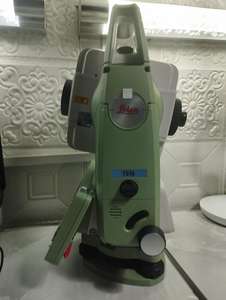 Leica Total Station TS 10 Robotic R 1000 disponible à la vente en bon état - Product Image 4