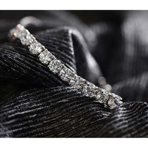 Bracelet solitaire CLARA Siena pour femmes et filles, en argent sterling 925 avec zircone suisse, cadeau élégant - Product Image 2