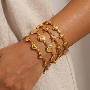 Bracelet plaqué or 18 carats avec étoile de mer creuse en acier inoxydable 304, style océan, cœur, bijoux en acier, design à cinq étoiles - Product Image 4