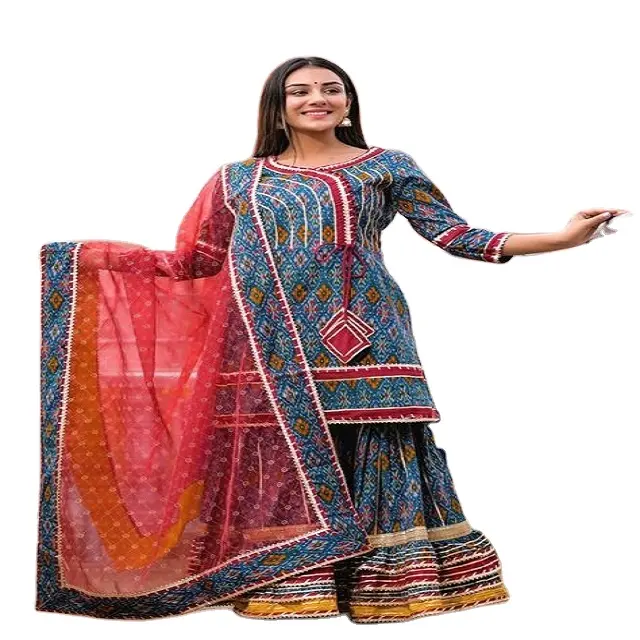Punjabi patiala abiti abiti da notte per donna designer abiti indiani e pakistani low range full thread work