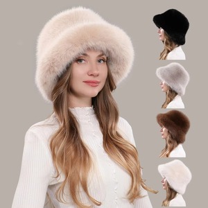 Sombrero de pescador de alta calidad para mujer de tendencia superior con piel de zorro de imitación nuevo estilo gorro cálido grueso de invierno con patrón a cuadros - Product Image 6