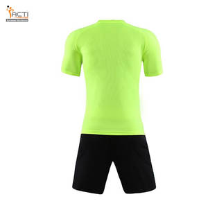Precio barato impresión por sublimación uniforme de fútbol nueva llegada uniforme de fútbol personalizado para hombres - Product Image 2