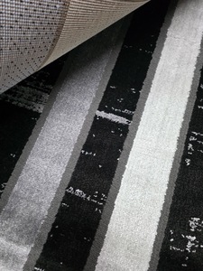 Tapis Adiva turc en polyester shaggy, tissé jacquard, fabriqué à la machine, à poils longs, rembourré, réversible, lavable, antidérapant, antimicrobien - Product Image 2