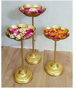 Juego de 3 Lotus Urli Bowl Aluminio Urli Tamaño 13, 15, 17 pulgadas para decoración festiva del hogar, decoración de Diwali Regalo DE BODA Diwali - Product Image 1