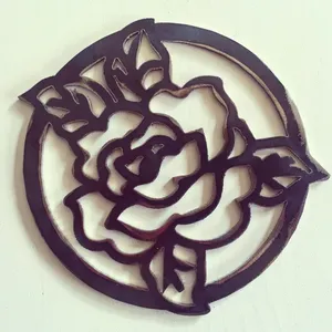 Posavasos de metal personalizado hecho a mano a precio asequible para decoración de mesa de hogar y boda a precio mayorista - Product Image 3