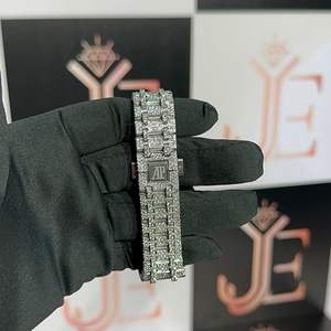 Reloj de Moda de Lujo para Hombre y Mujer con Movimiento Ronda, Caja de Acero Inoxidable, Cristal y Puntero, con Moissanita de 45.00CT con Corte de Diamante - Product Image 5