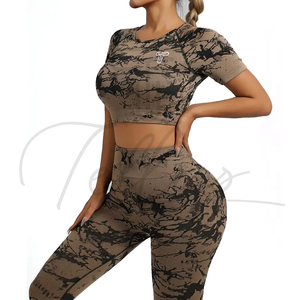 Wholesale New Design Women Yoga Set Custom Front Logo Solid Shorts Spandex/Nylon Breathable Elastic Waist - Product Image 4