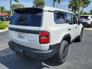 Nuevo/Usado 2025 Toyota Land Cruiser Prado Blanco, Cámara Trasera 360, Capacidad de Carga 31-40T, Emisión Diésel/Gasolina, Automático - Product Image 6