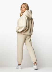 Ensemble sweat-shirt et pantalon décontracté imprimé pour femmes en gros, respirant, 100% coton molletonné, écologique, fabriqué au Pakistan - Product Image 2