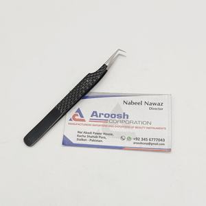 Pinzas para Pestañas Profesionales de Acero Inoxidable con Recubrimiento Negro Brillante de 90 Grados, Logotipo Personalizado, Sostenibles - Product Image 3