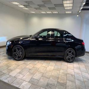 Mercedes-Benz Clase E E 350 4MATIC 2021 USADO EN EXCELENTES CONDICIONES - Product Image 2