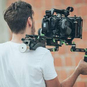 Lot de 2 batteries NP-F970 FirstPower avec écran LCD de sortie USB, compatible avec le moniteur de lumière vidéo Sony Handycam, remplacement - Product Image 5