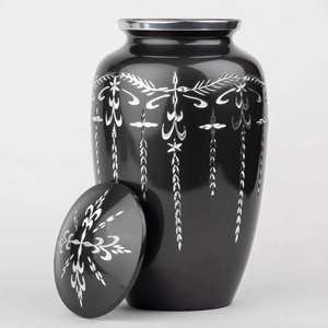 Grande demande avec une conception de prix raisonnable et une urne conçue pour les personnes Urne en aluminium Crémation fabriquée en Inde avec une qualité d'exportation - Product Image 3