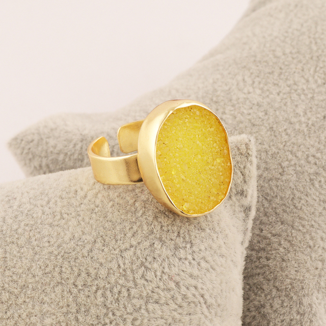 Trending Fashion Jewelry Genuine Yellow Sugar Druzy Unisex Band Ring Brass Gold Plated Collet Setting Oval Shape Adjustable Ring