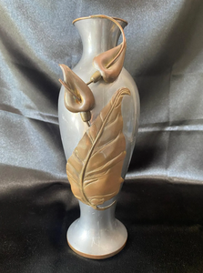 Tall Metal <b>Floor</b> <b>Vase</b> Elegant Gold leaf Pattern Antique White Finished Stylish Coastal Home Decor for Weddings Iron Material - Product Image 2