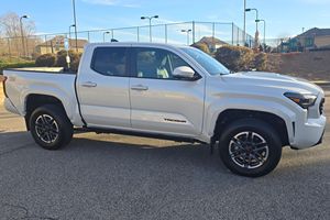 Nuevo Tacoma TRD Sport 2024, Doble Cabina, 4x4 - Product Image 3