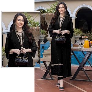 Traje Salwar Kameez paquistaní de alta calidad con Heavy Fox Georgette con trabajo de secuencia de bordado pesado con menos - Product Image 1