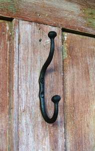 Gancho de pared de hierro fundido antiguo con encanto de granja rústica para colgar abrigos toallas sombreros llaves bufandas y bolsos - Product Image 6