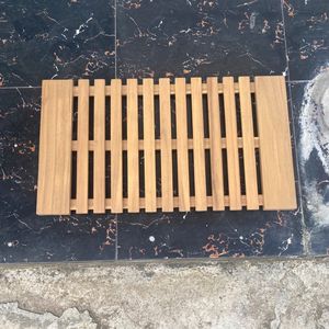 Mesa de centro de madera maciza moderna con color y tamaño personalizables para uso en sala de estar y baño - Product Image 1