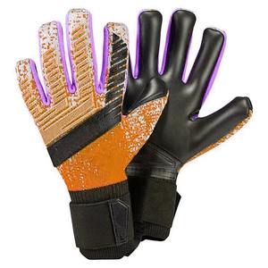 2025 nouveauté conception personnalisée gants de gardien de but professionnel gants de gardien de but de football fabriqués au Pakistan - Product Image 2