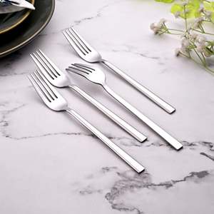 Juego de 4 Tenedores de Acero Inoxidable SmoothGrip Sostenibles - Lindos Tenedores para Servir Frutas, Café y Postres para Uso en Restaurantes - Product Image 6