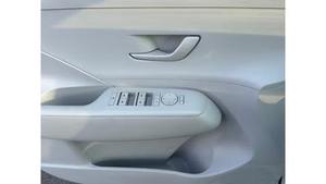 Hyundai Kona Eléctrico SEL FWD 2025, Seminuevo - Product Image 5
