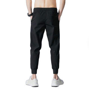 Pantalons de survêtement tendance, de haute qualité, de style moderne, en gros, fabriqués par un fabricant de mode de premier plan - Product Image 4