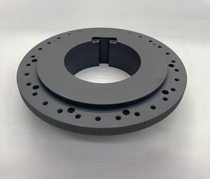 เฟืองโซ่แบบมีฟัน ผลิตในอิตาลี วัสดุเหล็กปรับแต่งได้ พร้อมแบบแปลนทางเทคนิค ปรับขนาดได้ - Product Image 1