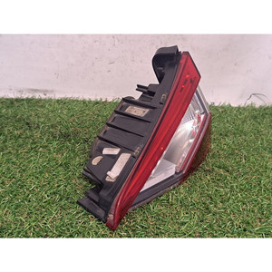 ไฟหยุดด้านหลังขวาในตัวประตู รุ่น SKODA Superb Series (3V3) 3V9945308F DCZA (15>) - Product Image 3
