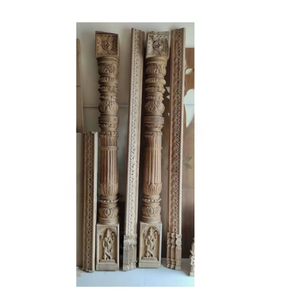 Mandap de boda tradicional con pilares tallados ornamentados para una impresionante Configuración de ceremonia en entornos de jardín y banquete - Product Image 1