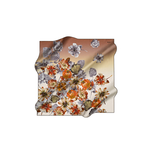 ผ้าพันคอไหมทวิลสีเบจลายดอกไม้ทรงสี่เหลี่ยม - Product Image 1