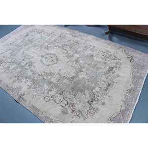 Alfombra Turca de 5.4x9 pies, Alfombra Grande Vintage, Alfombra de Lana con Estampado Animal en Gris - Product Image 4