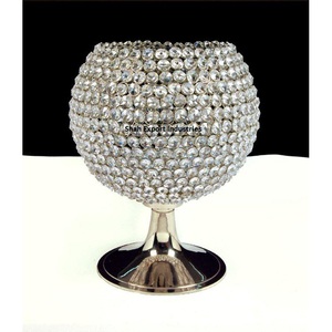 Ensemble de 2 bougeoirs en métal cristal en forme de lotus pour la maison et la décoration de mariage centres de table en argent - Product Image 3