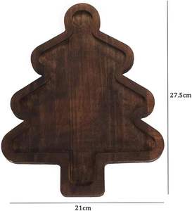Bandeja DE SERVICIO DE MADERA hecha a mano ecológica con patrones navideños Acabado duradero disponible para la venta - Product Image 4