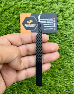 แหนบต่อขนตาสีดำทำด้วยมือพร้อมปลายแหลมทำจากสแตนเลสสตีลแข็ง - Product Image 1