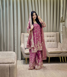 Ensemble Salwar Kameez Gharara Rose CityBlocks, Haut de Gamme, Entièrement Cousu, Coupe Slim, Longueur Midi, Séchage Rapide - Product Image 1