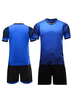 Conjunto de uniforme de fútbol con logotipo personalizado y corte automático, incluye calcetines de Jersey - Product Image 6